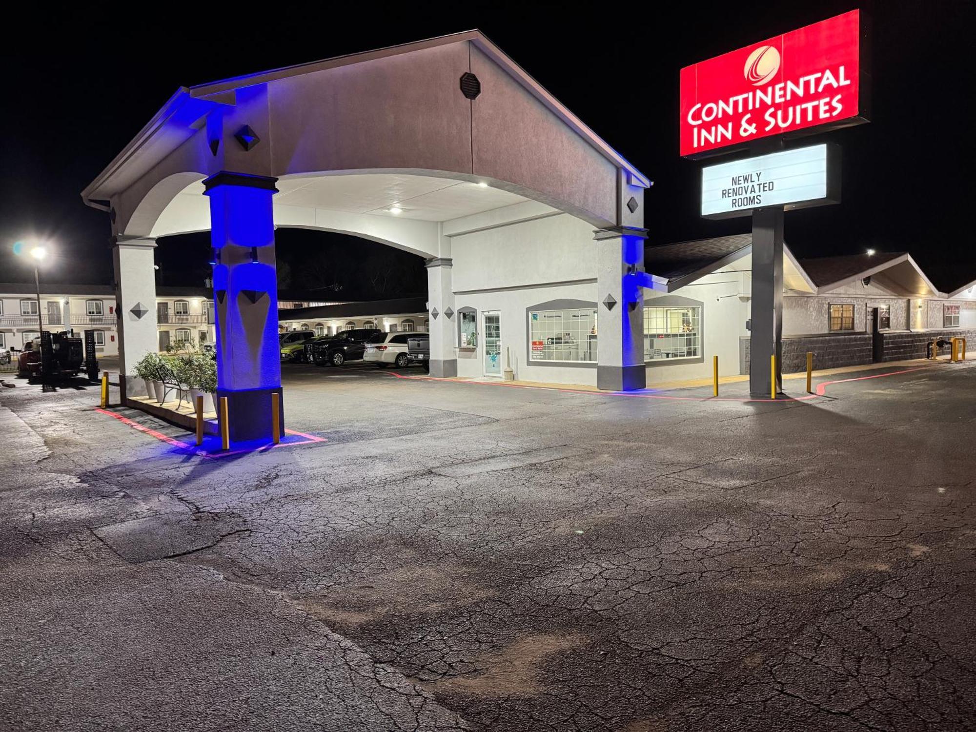 Continental Inn And Suites Nacogdoches Tx Sfa University Downtown Dış mekan fotoğraf