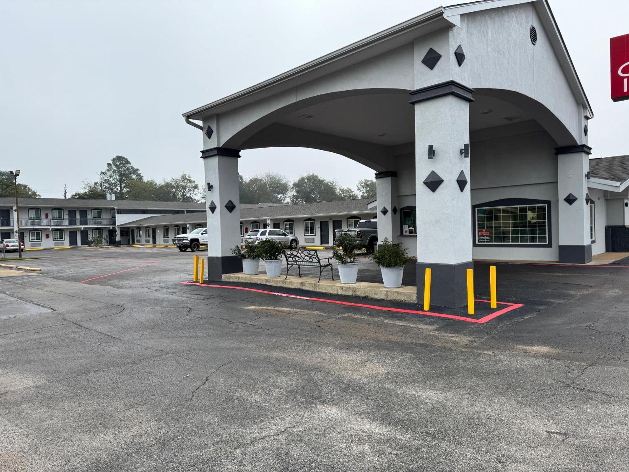 Continental Inn And Suites Nacogdoches Tx Sfa University Downtown Dış mekan fotoğraf