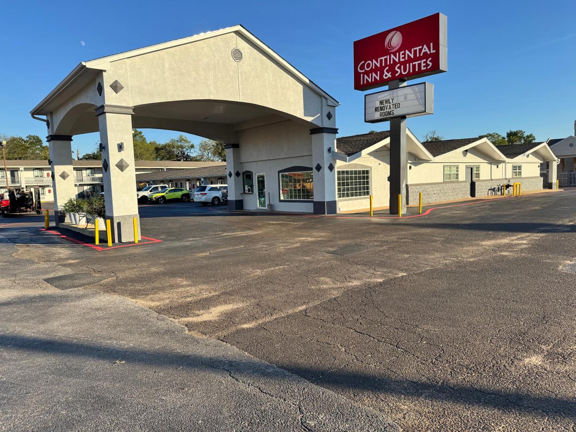 Continental Inn And Suites Nacogdoches Tx Sfa University Downtown Dış mekan fotoğraf